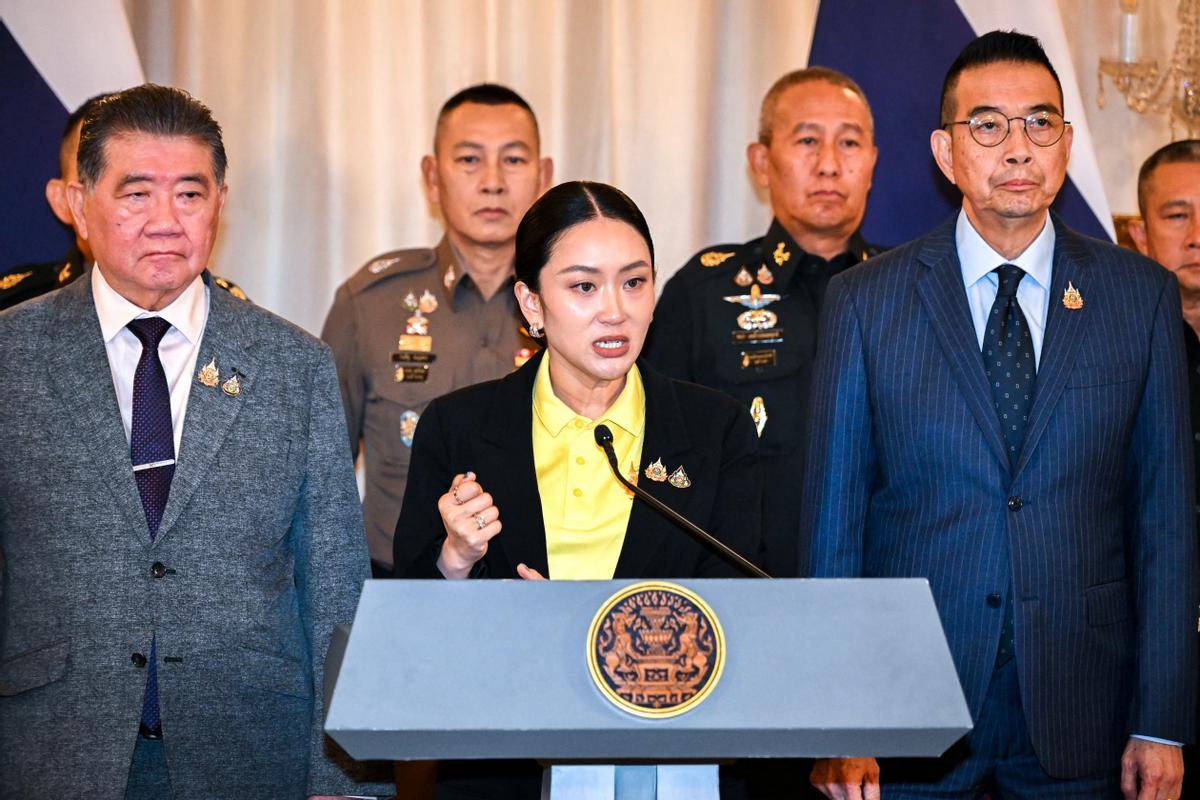 佩通坦被解除泰国总理职务！仅执政380天，他信家族已经被重创？